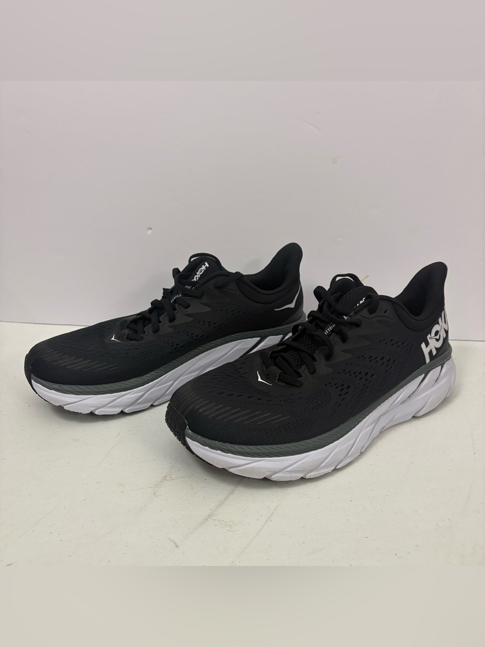 Hoka One One Clifton 7 Running Shoes men’s  Size 11 black road running athletic
